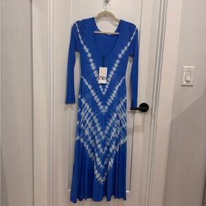 Zara Blue and White Long Sleeve Dress